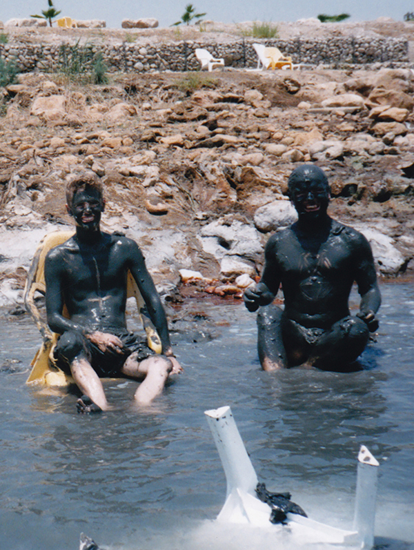 19970722-israel-mud